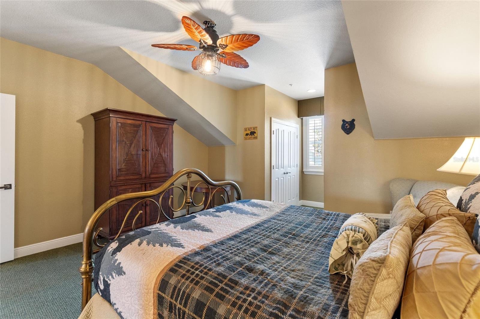 Image 27 of 46 For 1593 Heritage Crossing Court G