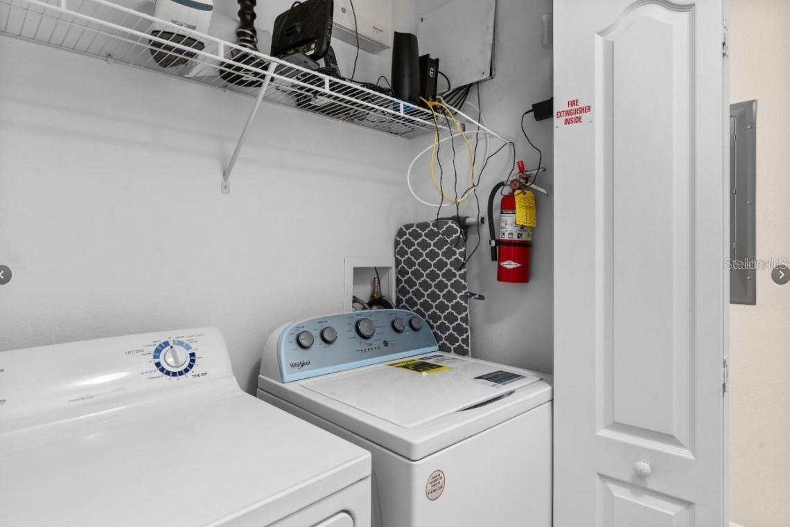 Listing photo id 20 for 8974 California Palm Road