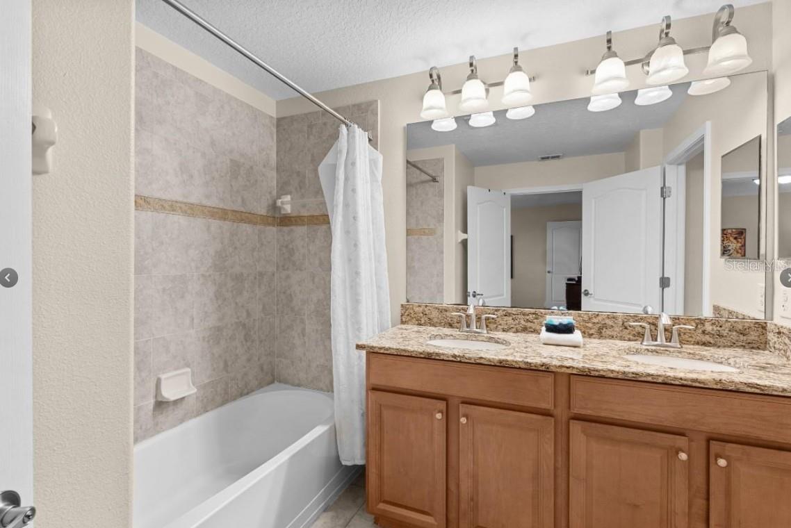 Listing photo id 26 for 8974 California Palm Road