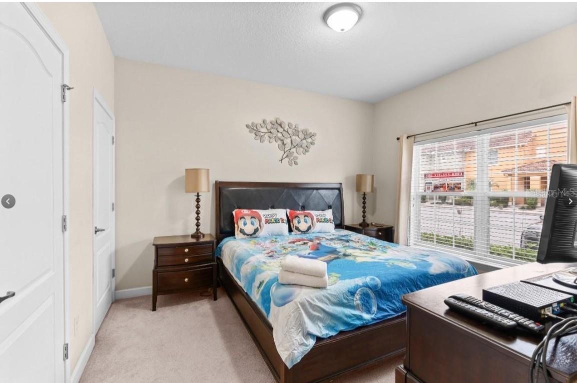 Listing photo id 31 for 8974 California Palm Road