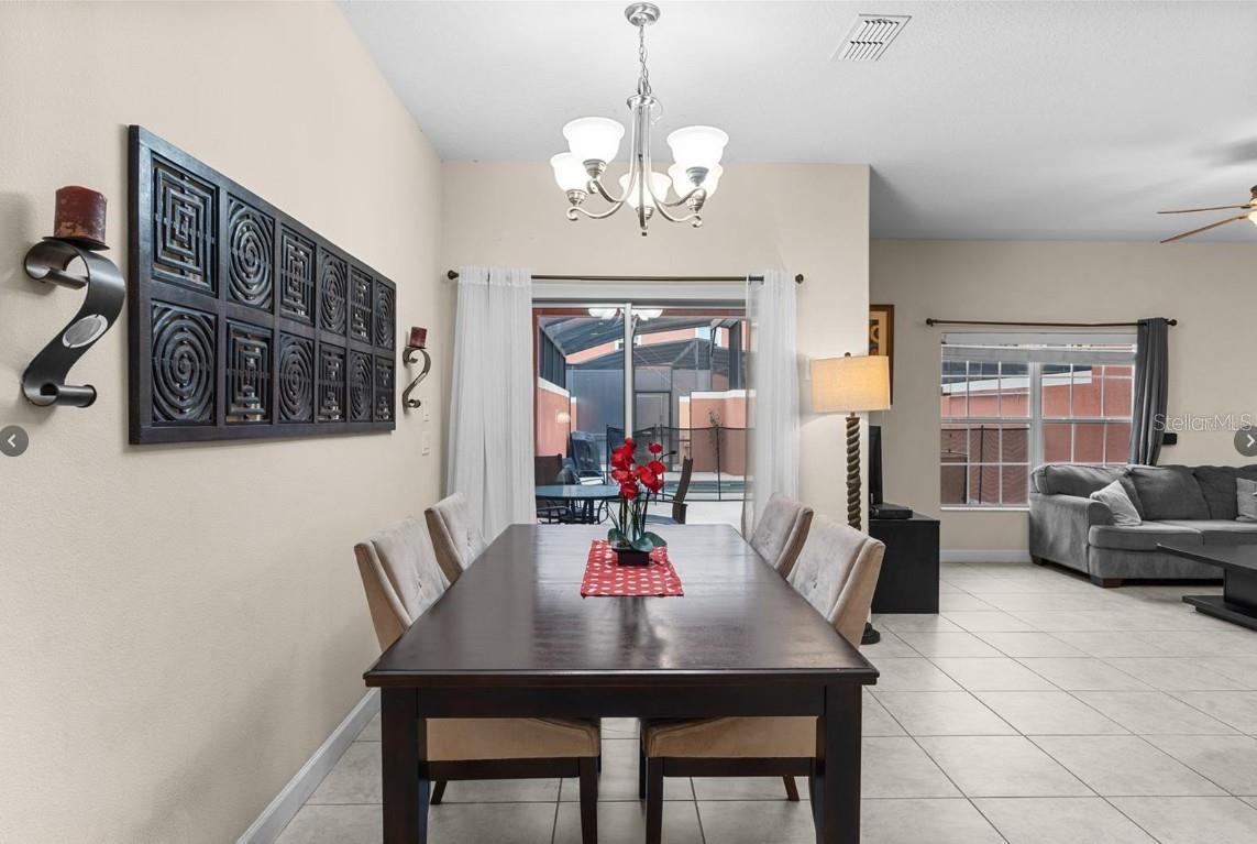 Listing photo id 36 for 8974 California Palm Road