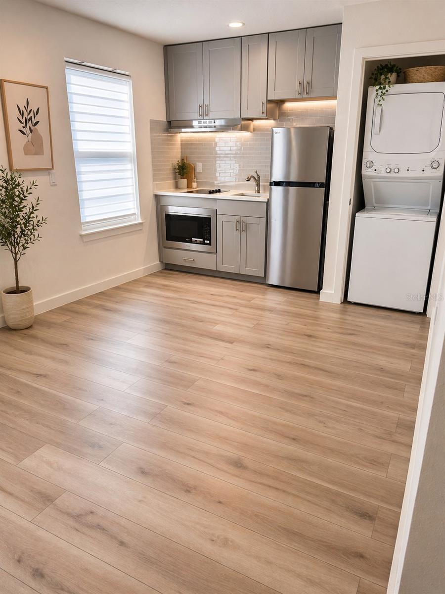 Image 3 of 6 For 2023 Iorio  A