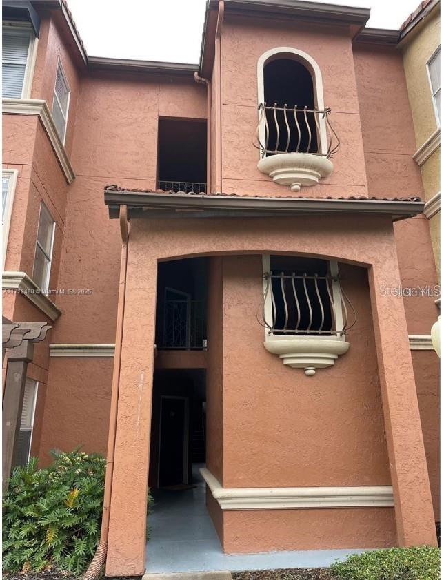 Listing photo id 1 for 5160 Conroy Road 14