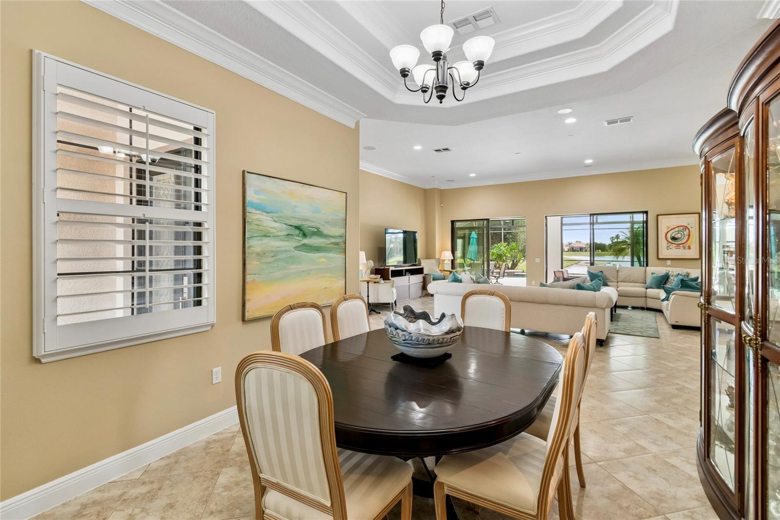 Image 12 of 86 For 844 San Raphael St