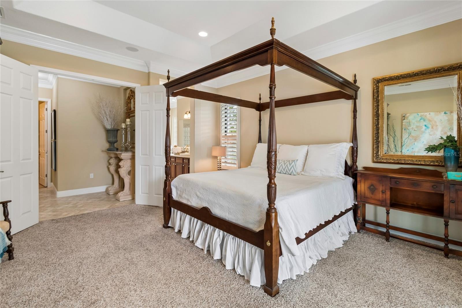 Image 36 of 86 For 844 San Raphael St