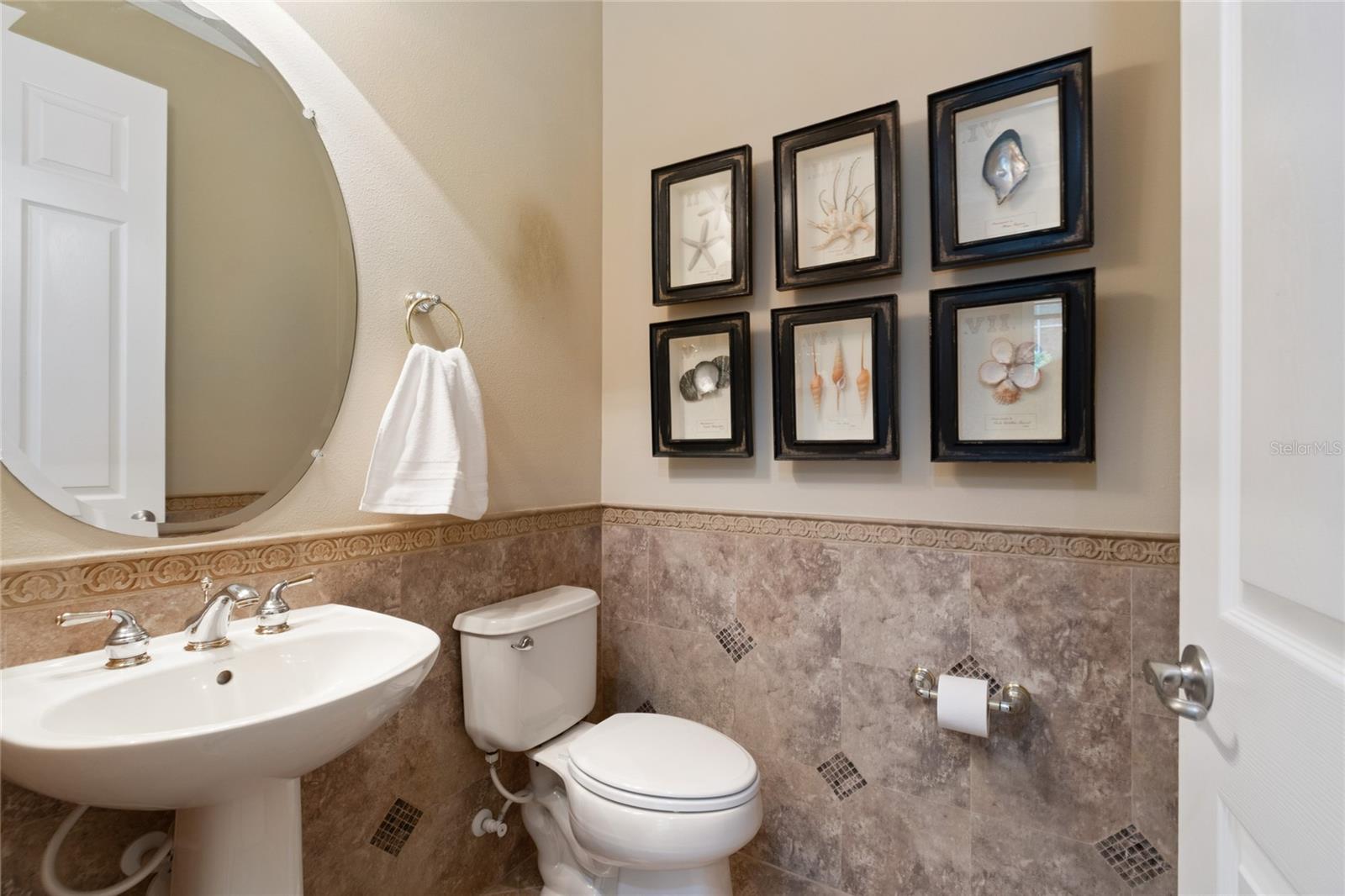 Image 47 of 86 For 844 San Raphael St