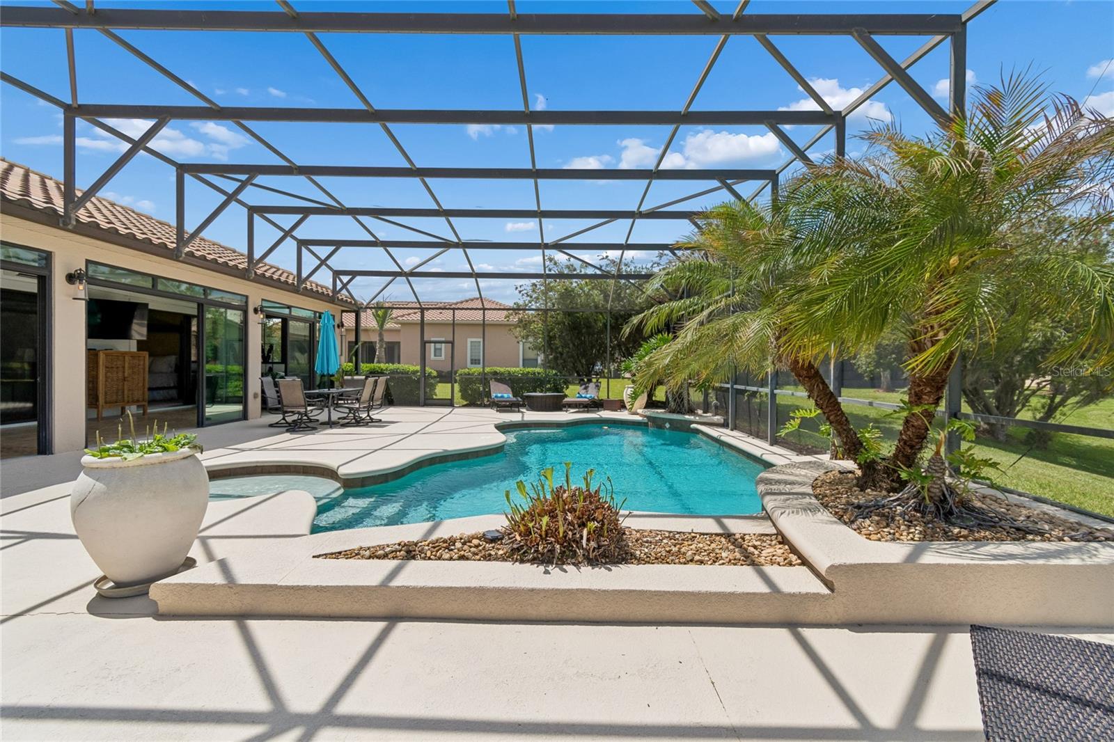 Image 62 of 86 For 844 San Raphael St