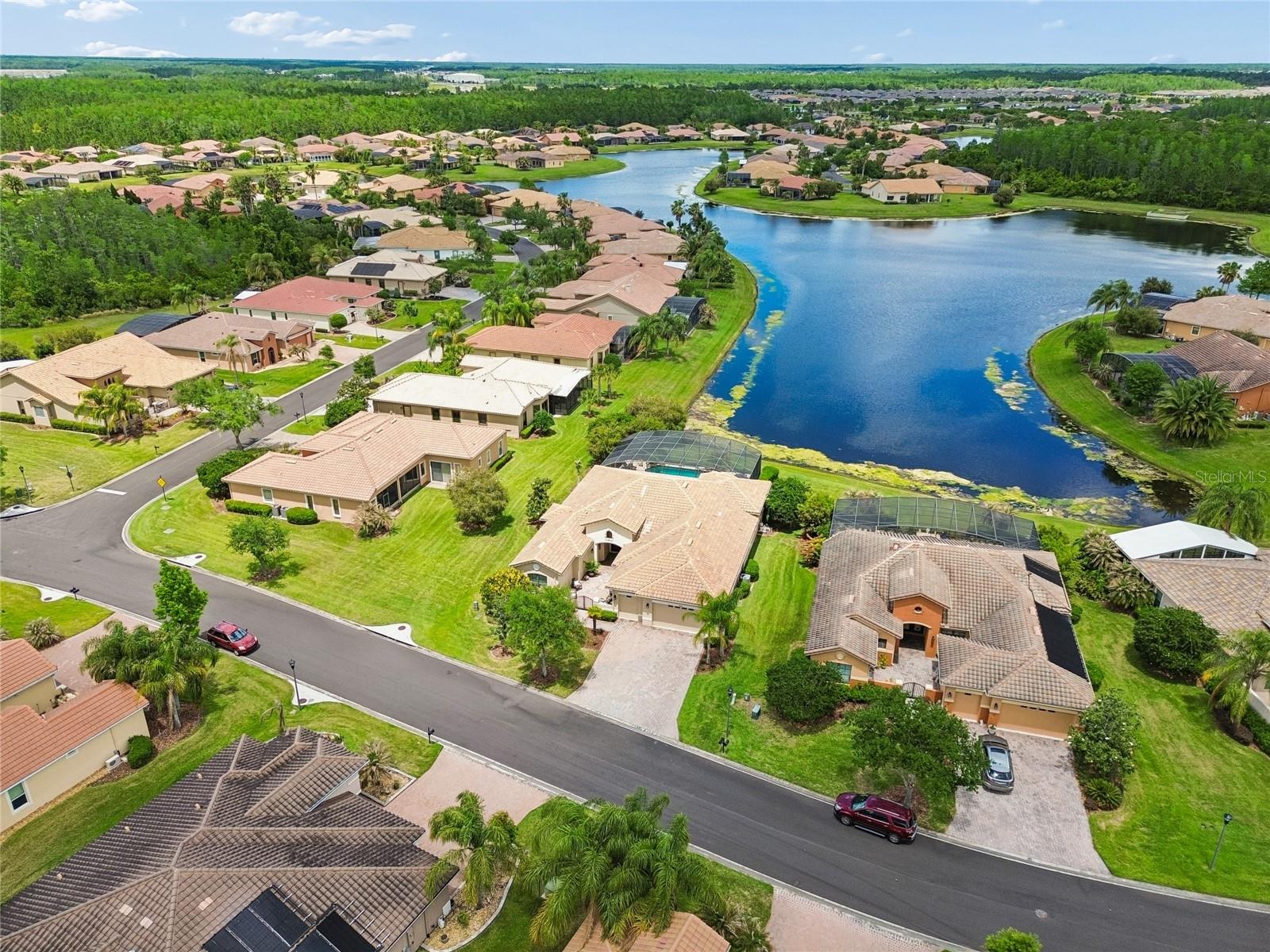 Image 76 of 86 For 844 San Raphael St