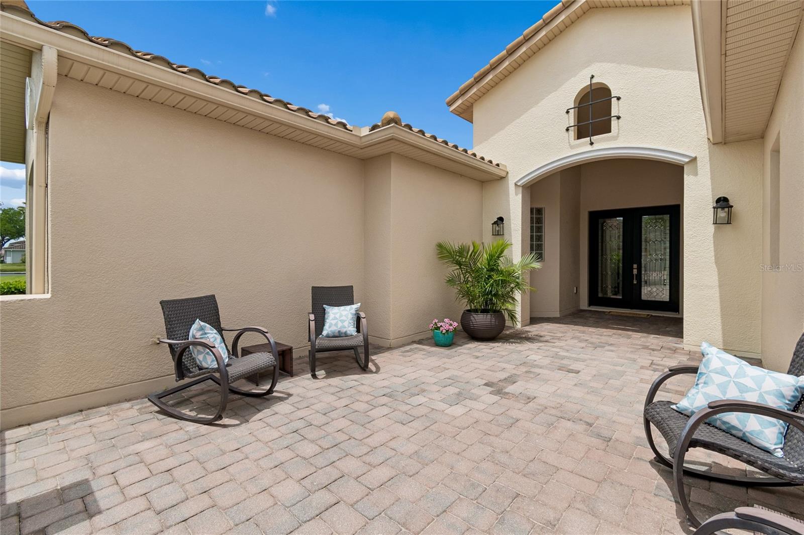 Image 82 of 86 For 844 San Raphael St