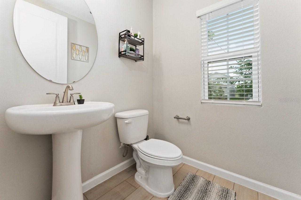 Image 11 of 24 For 1487 Axel Graeson Avenue