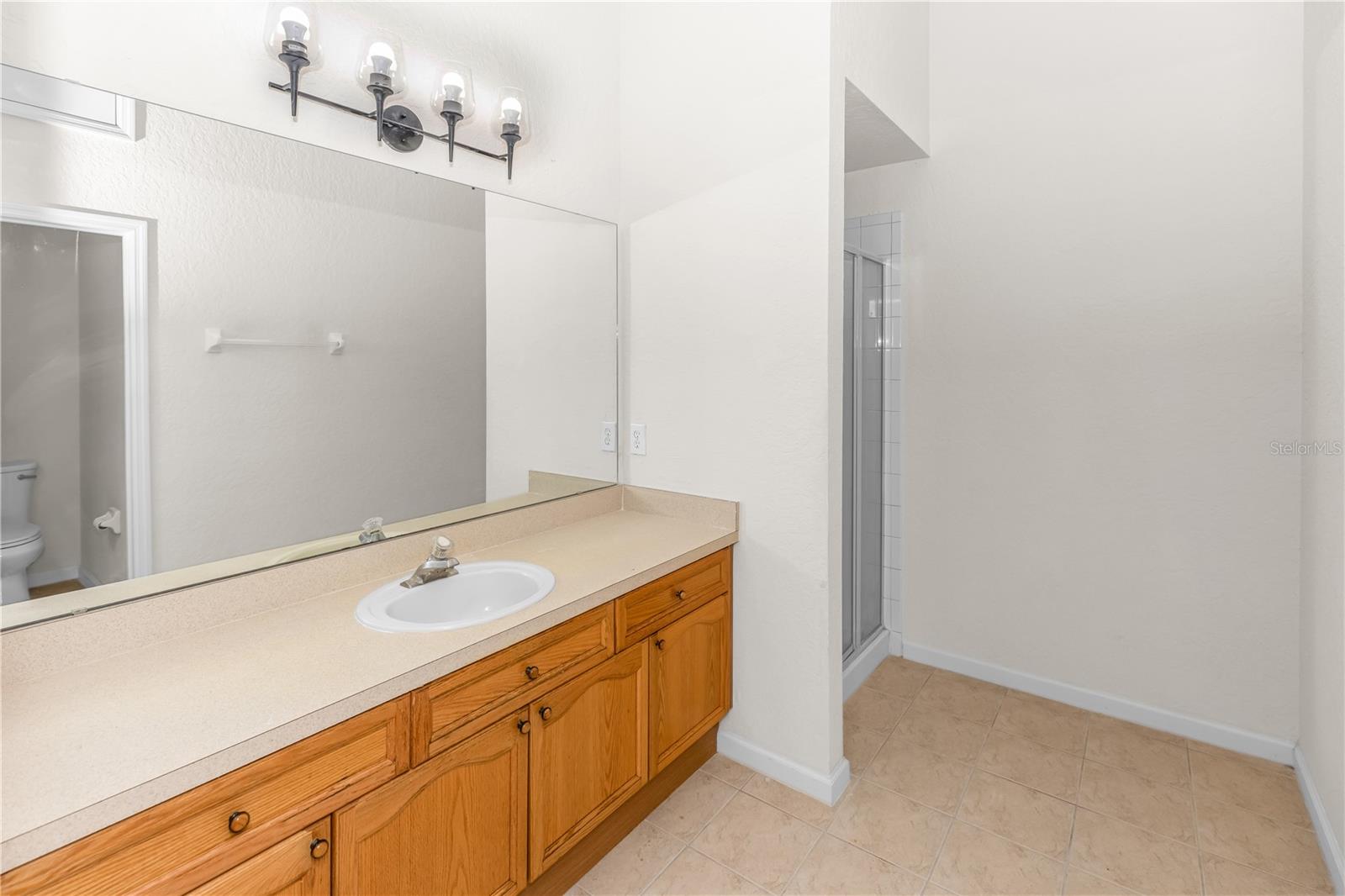 Image 16 of 42 For 2989 White Cedar Circle