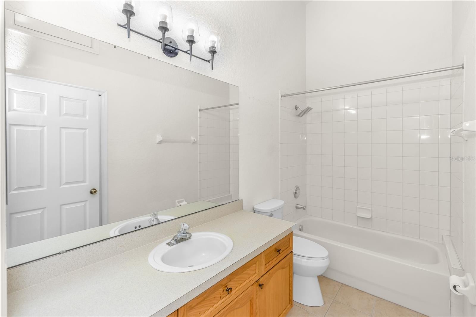 Image 19 of 42 For 2989 White Cedar Circle