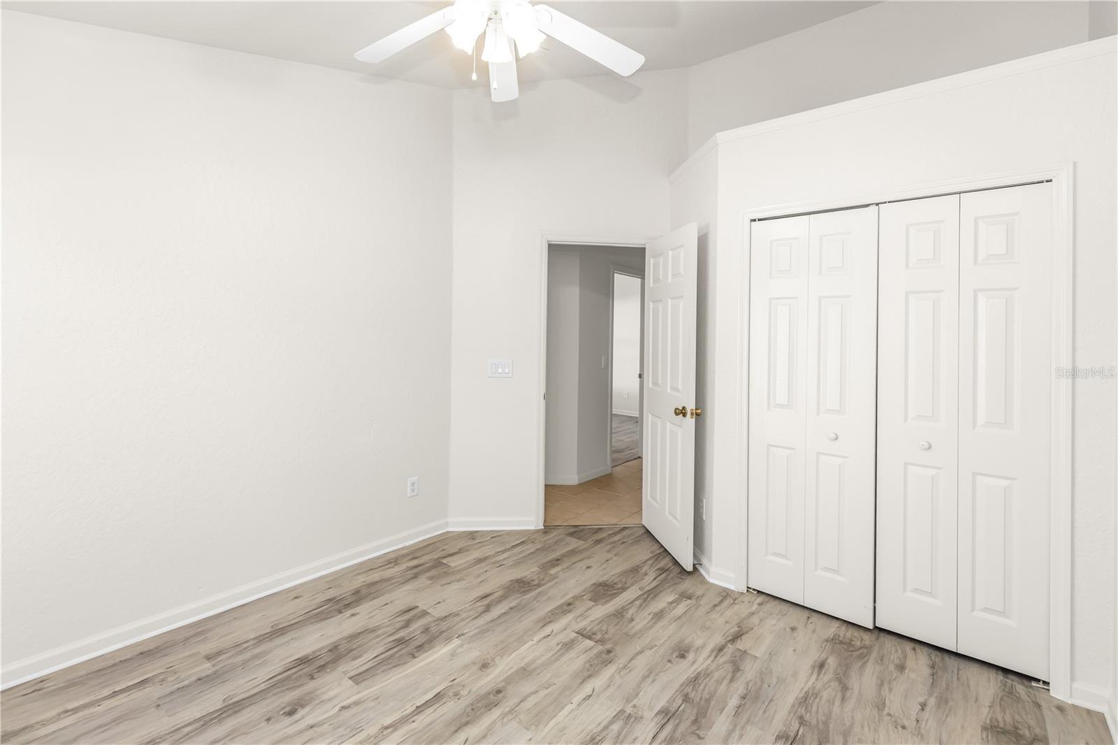 Image 27 of 42 For 2989 White Cedar Circle