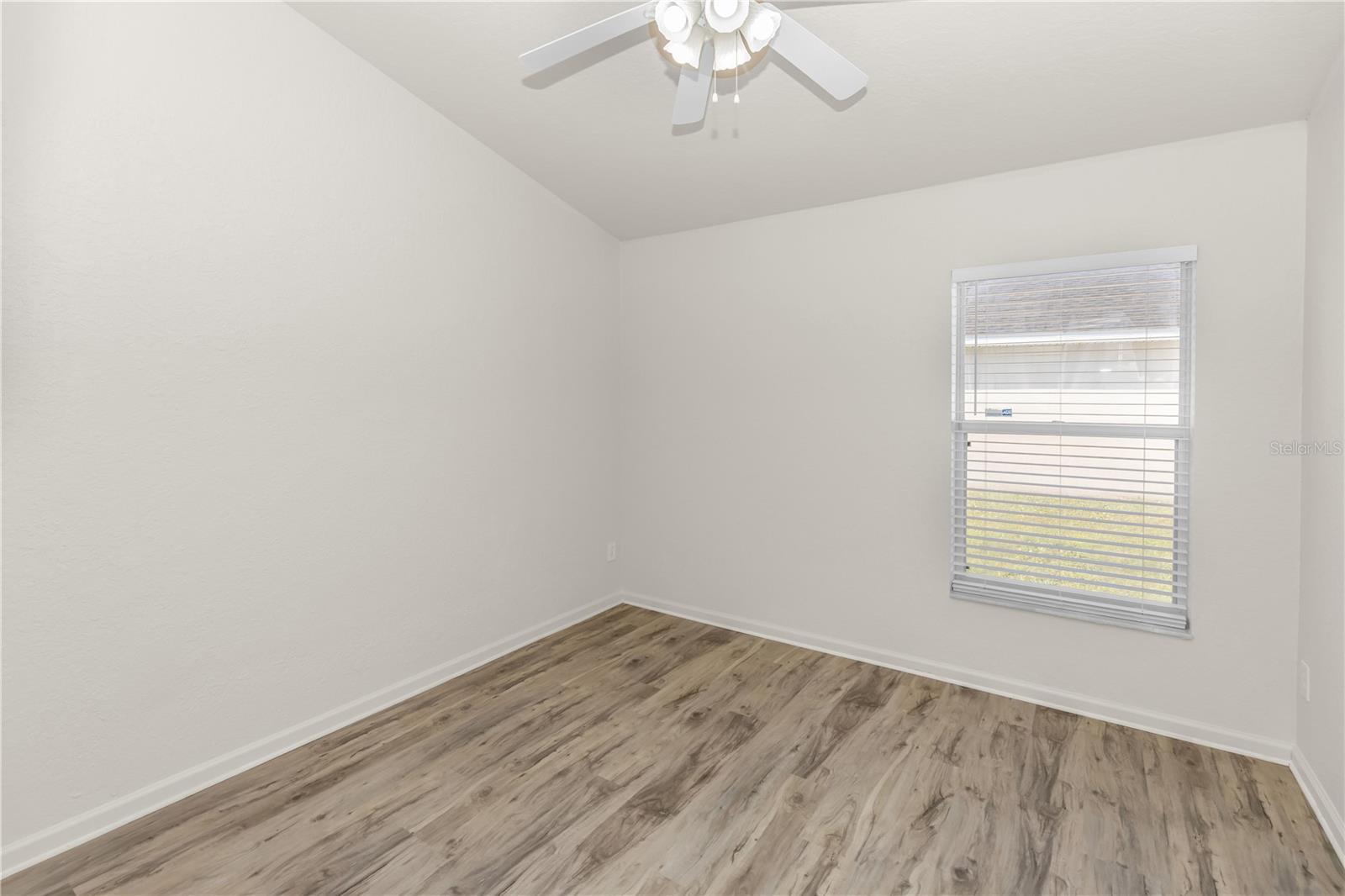 Image 30 of 42 For 2989 White Cedar Circle