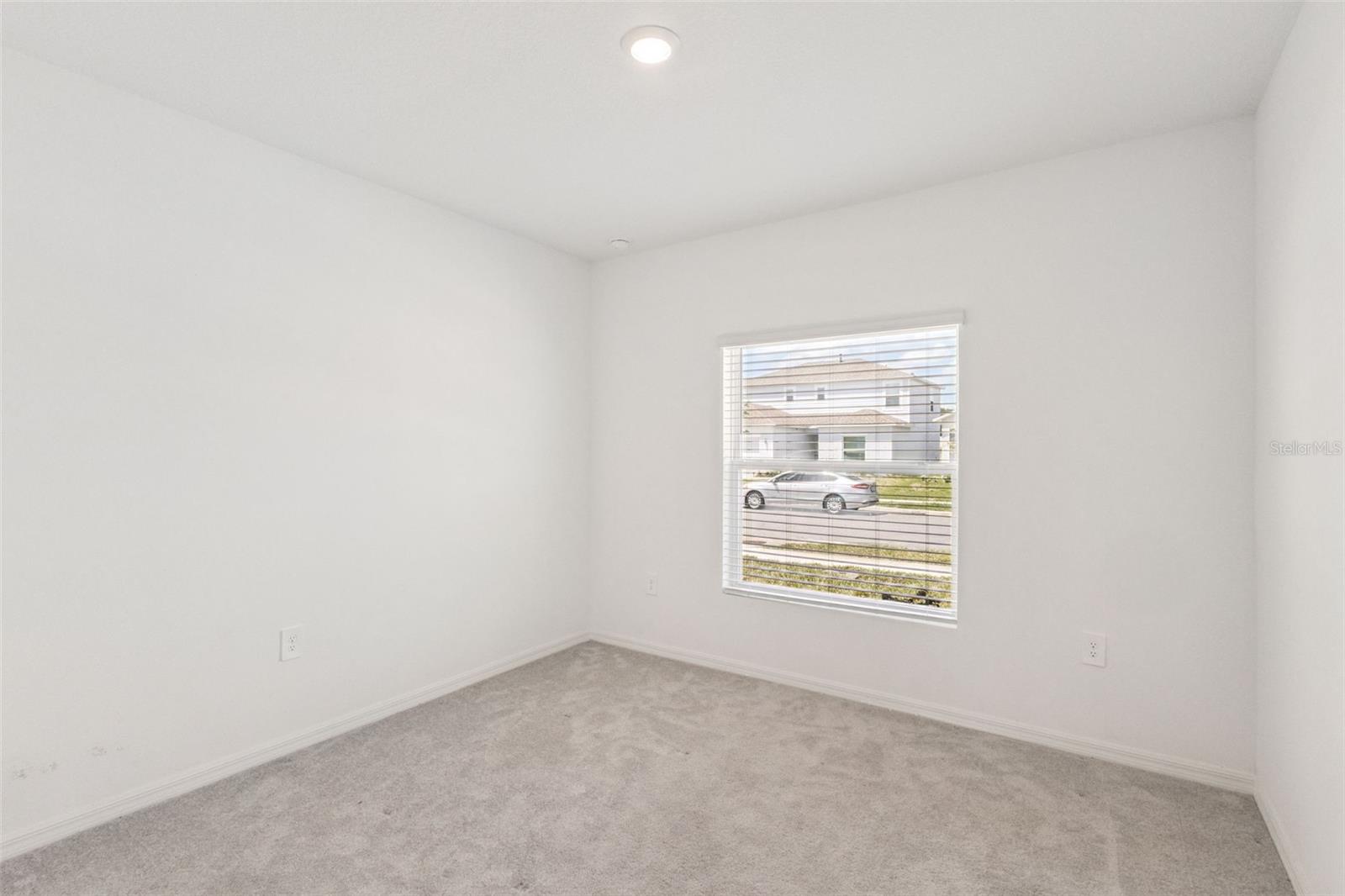 Image 15 of 21 For 33857 Sky Blossom Circle