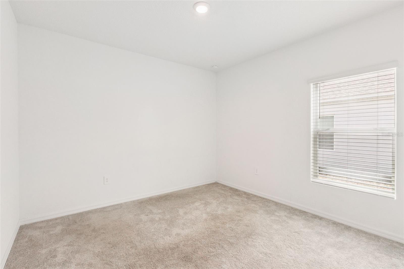 Image 19 of 21 For 33857 Sky Blossom Circle