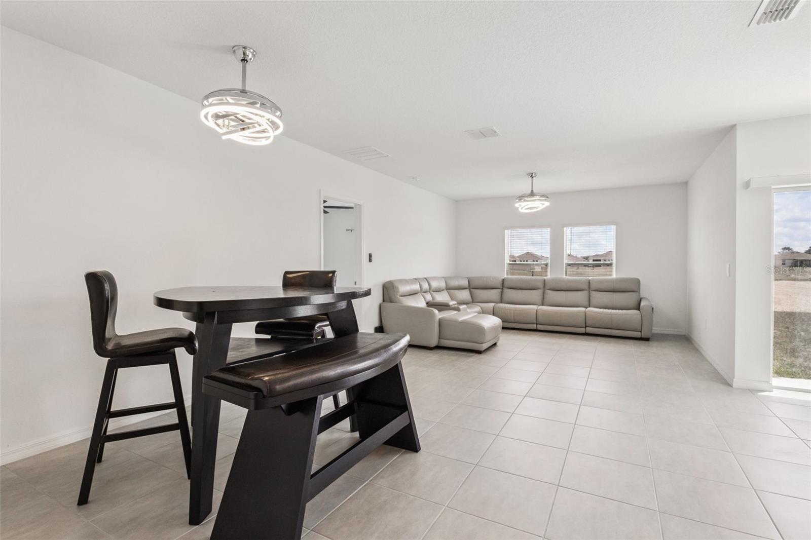 Image 3 of 21 For 33857 Sky Blossom Circle