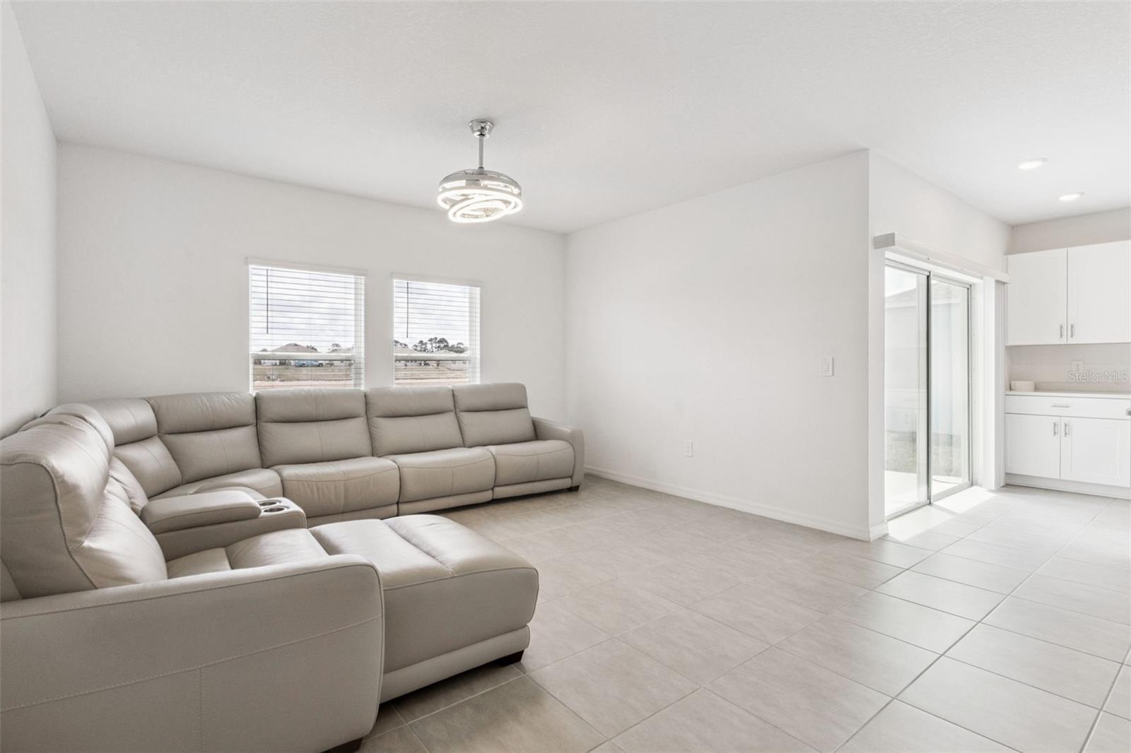 Image 5 of 21 For 33857 Sky Blossom Circle