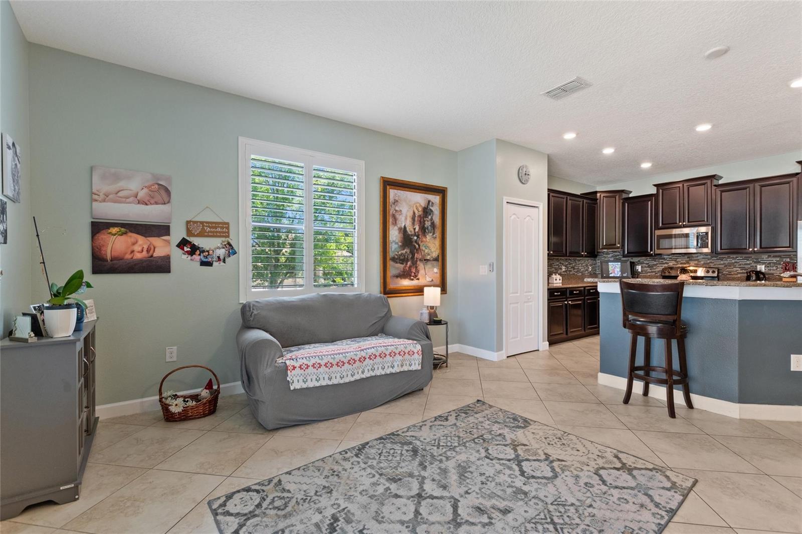 Image 9 of 68 For 8961 Dove Valley Way