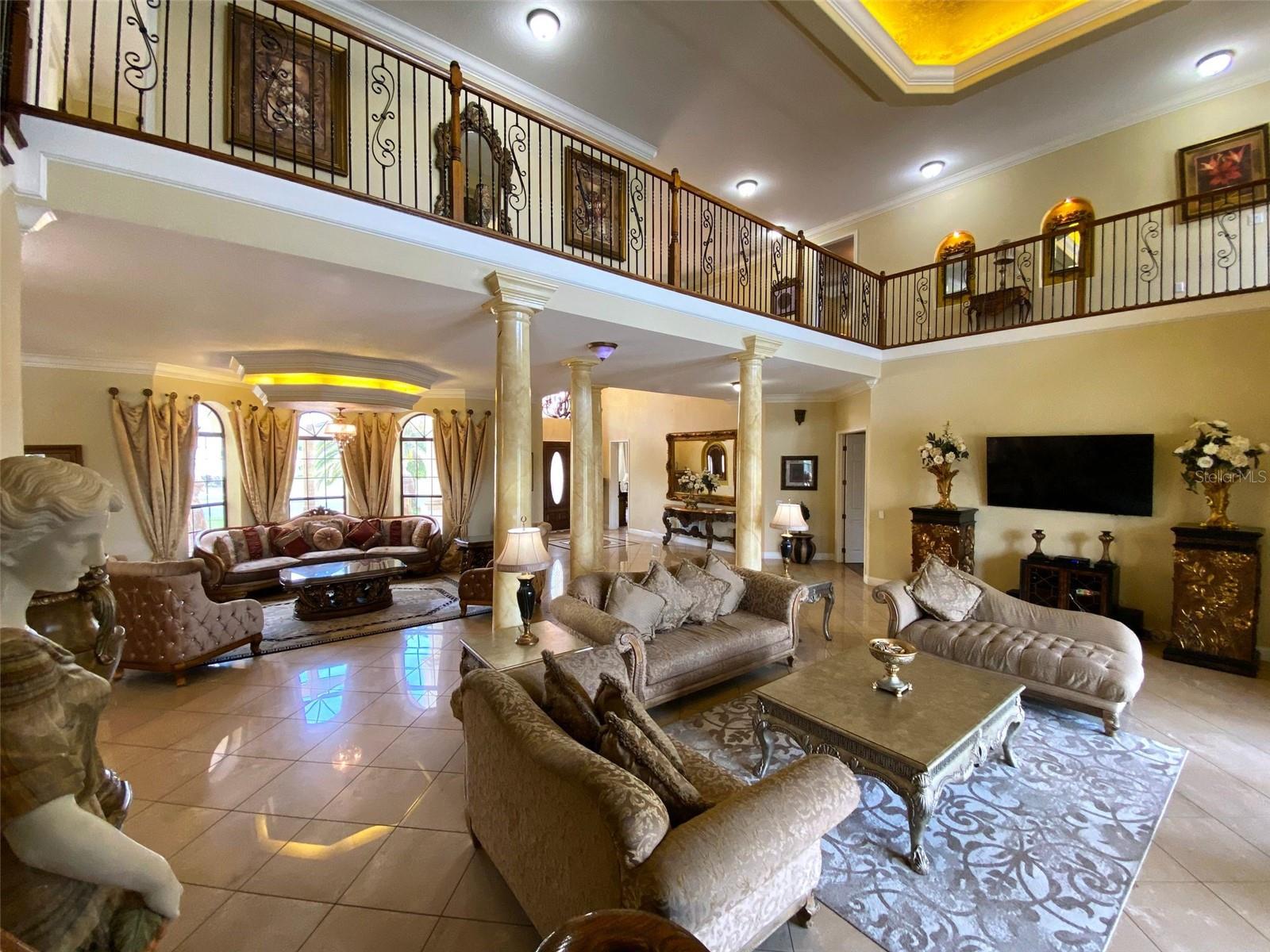 Image 10 of 60 For 2713 Formosa Boulevard