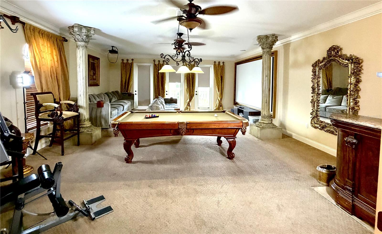 Image 24 of 60 For 2713 Formosa Boulevard