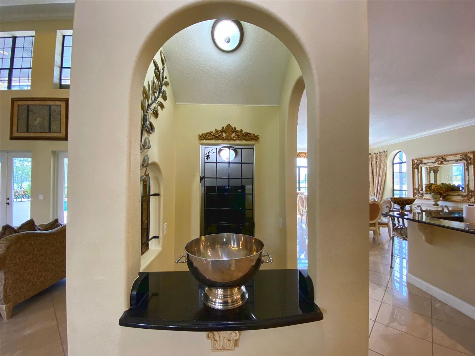 Image 26 of 60 For 2713 Formosa Boulevard