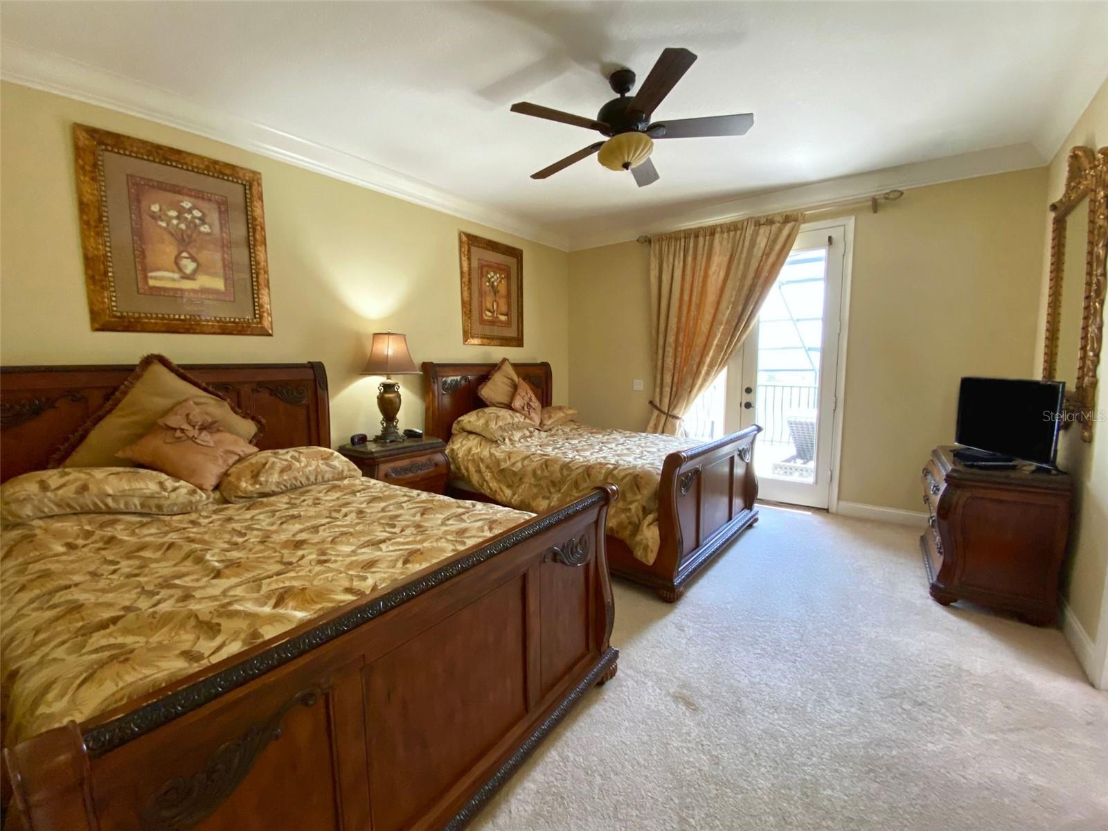 Image 28 of 60 For 2713 Formosa Boulevard