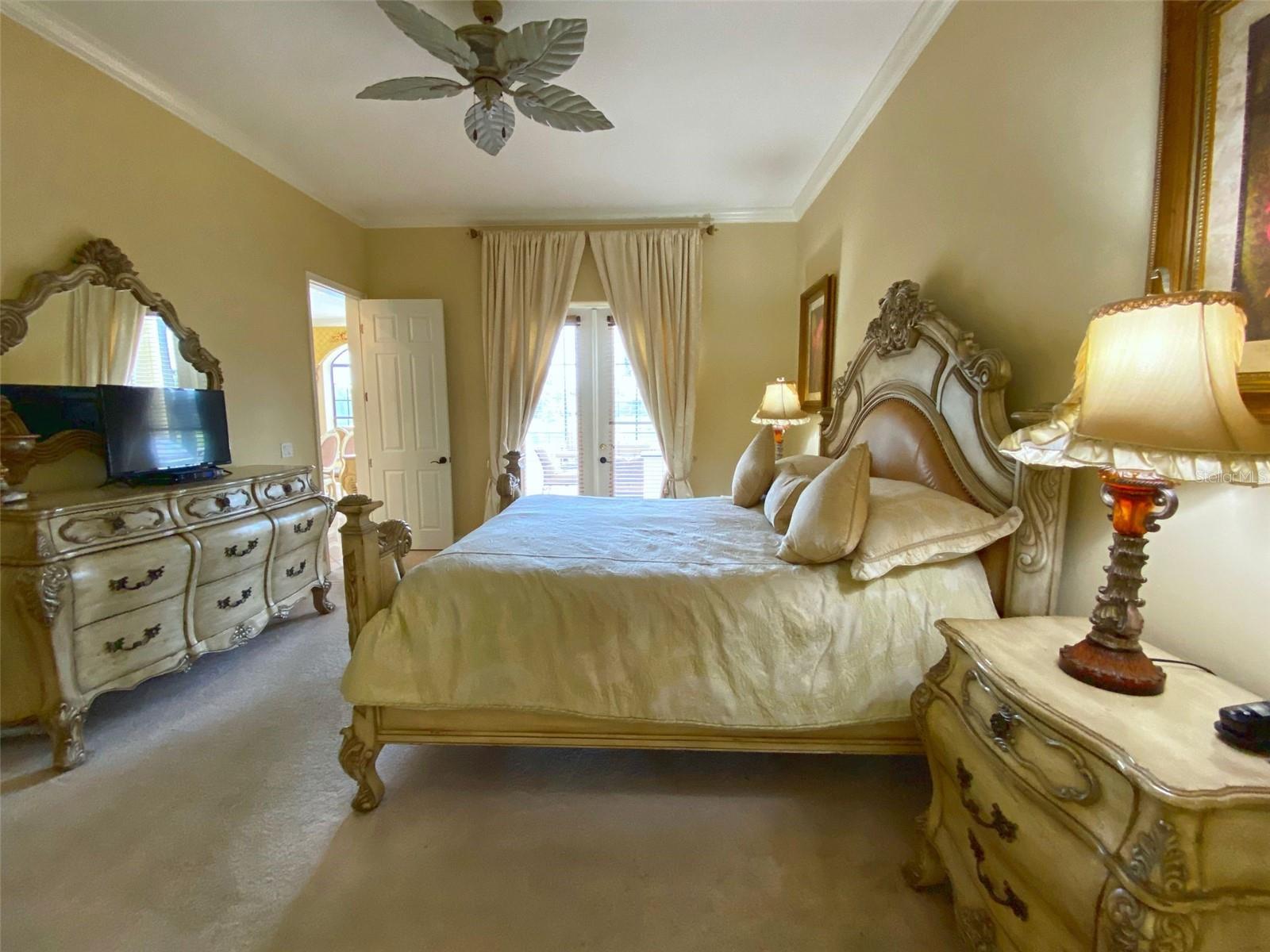 Image 32 of 60 For 2713 Formosa Boulevard