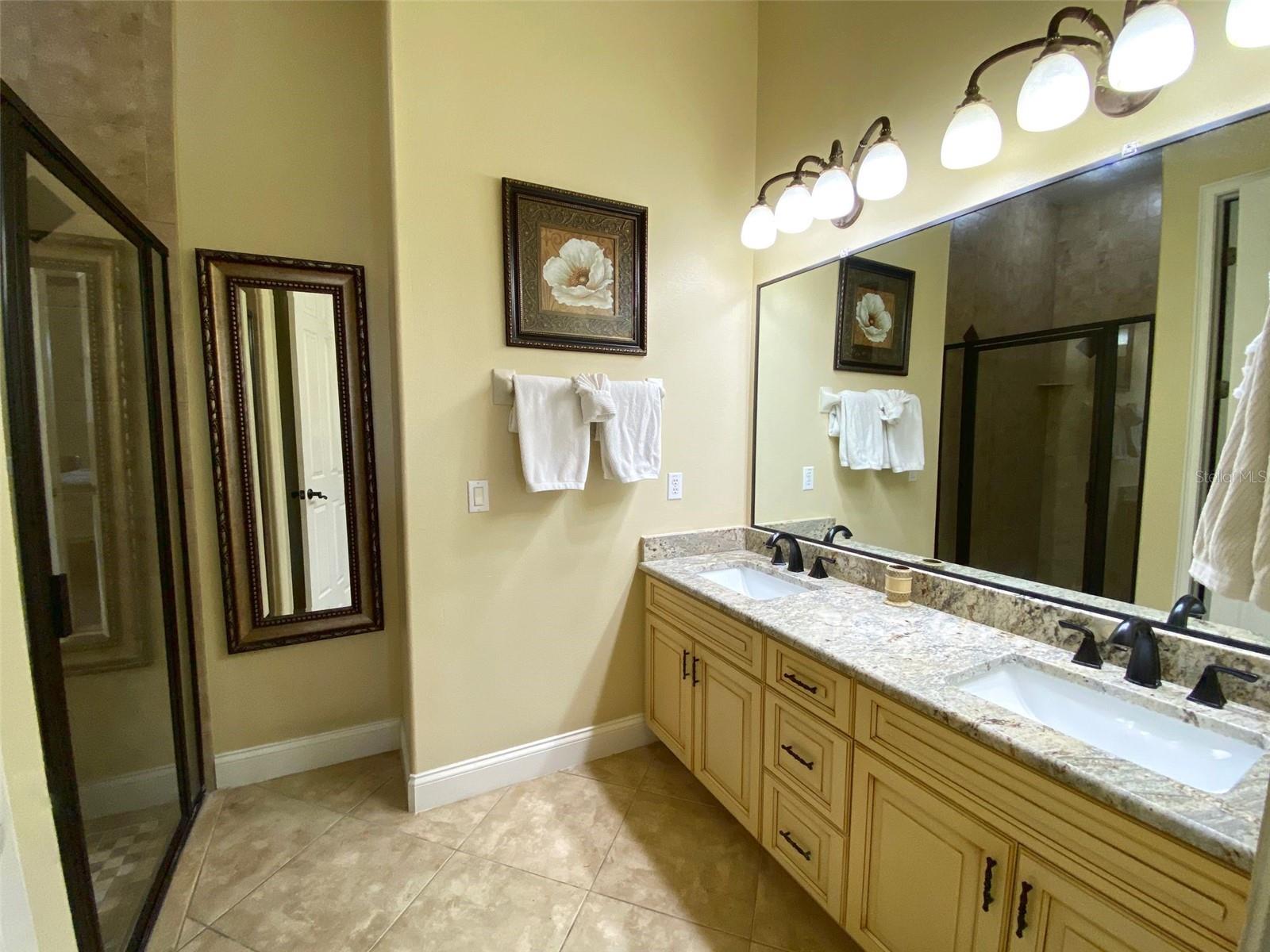 Image 35 of 60 For 2713 Formosa Boulevard