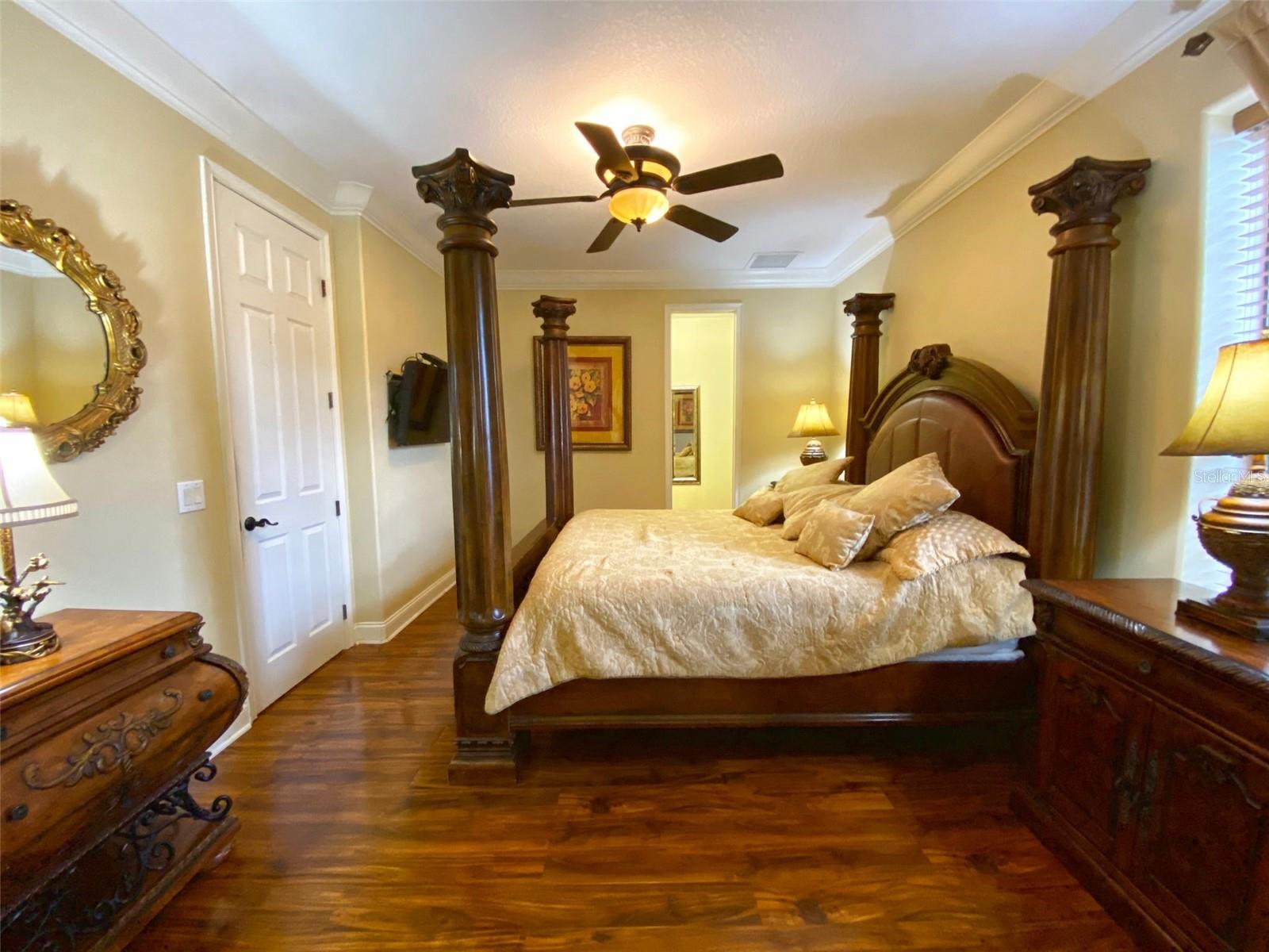 Image 43 of 60 For 2713 Formosa Boulevard