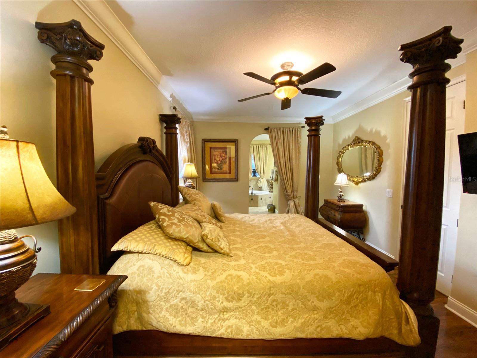 Image 45 of 60 For 2713 Formosa Boulevard