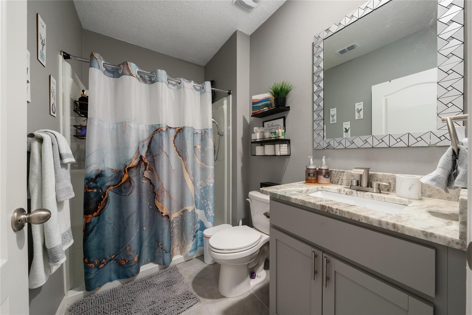 Image 23 of 47 For 928 August Sky Drive