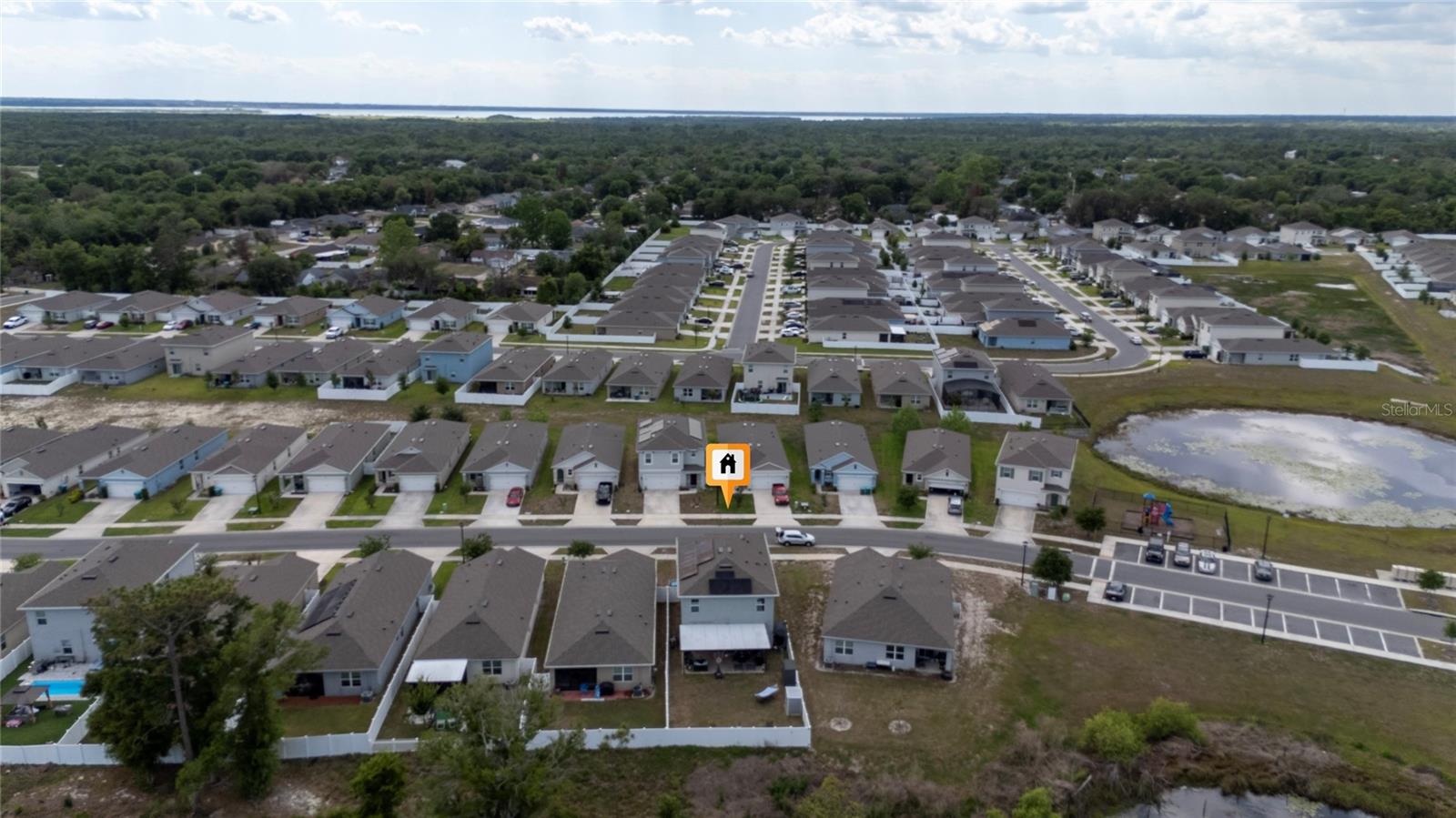 Image 6 of 47 For 928 August Sky Drive