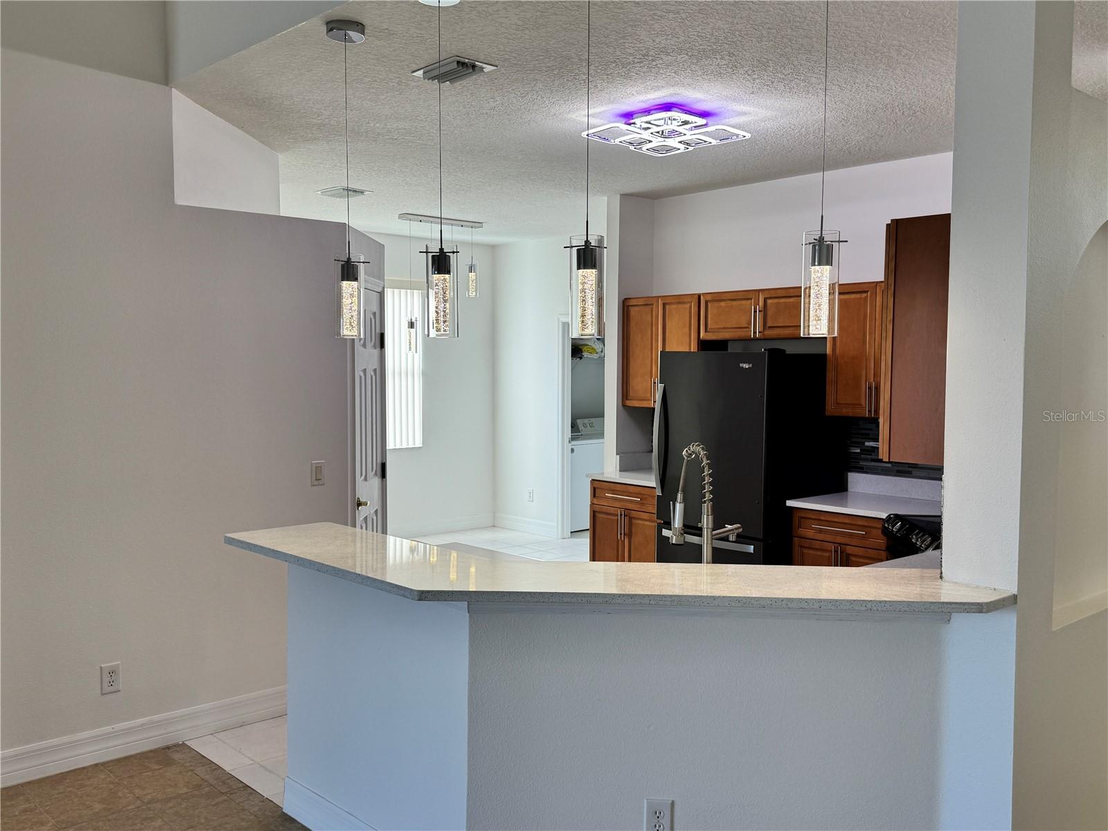 Image 10 of 24 For 1040 Orista Drive
