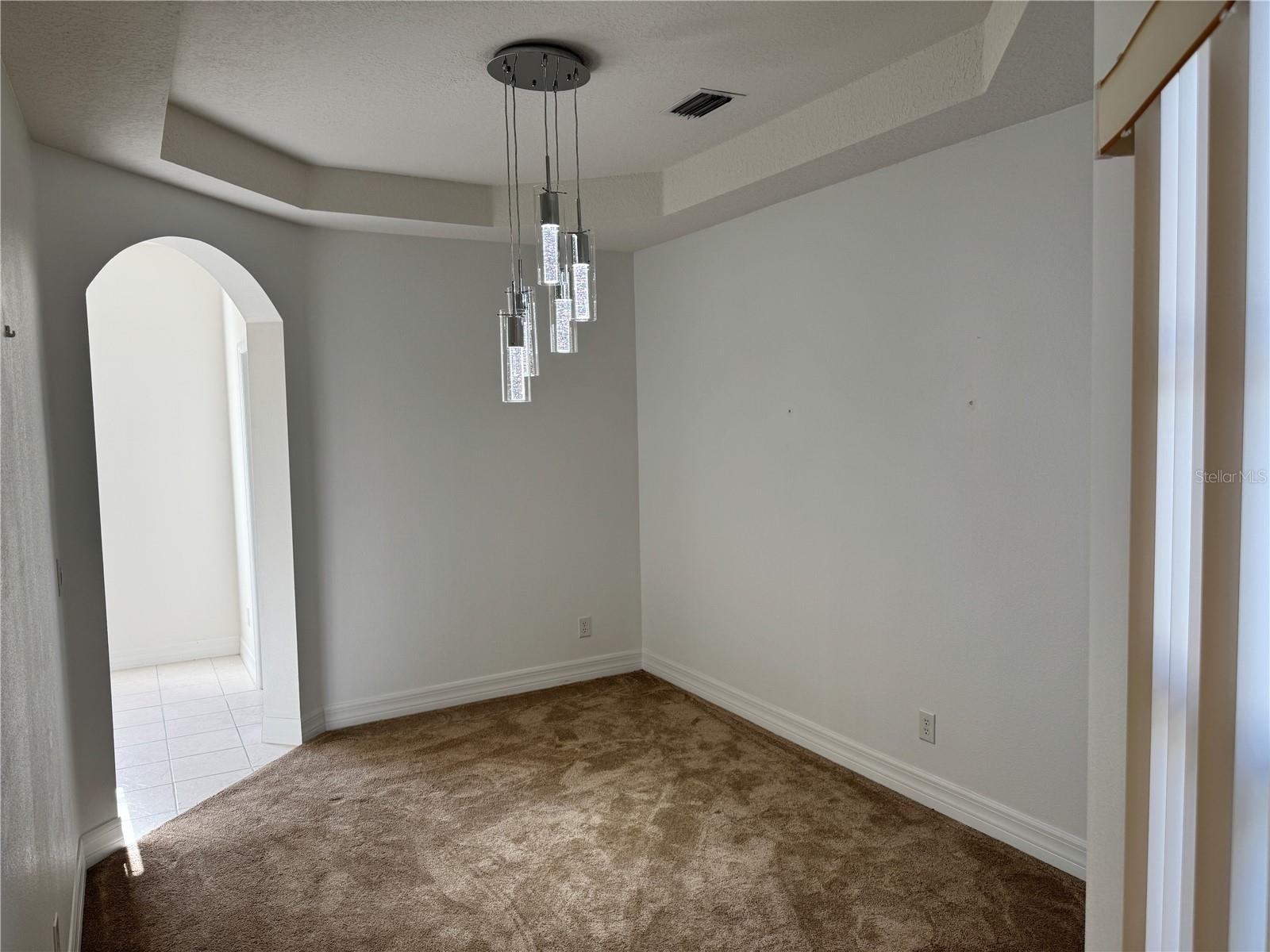 Image 13 of 24 For 1040 Orista Drive