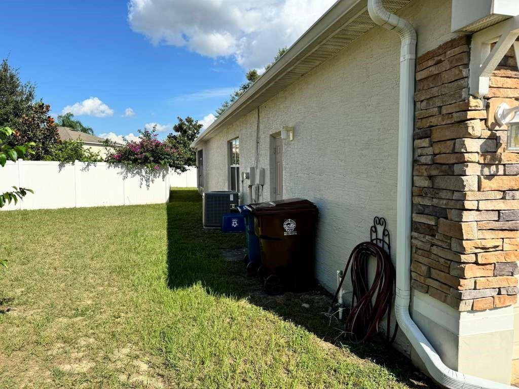 Image 15 of 15 For 221 Towerview Drive E