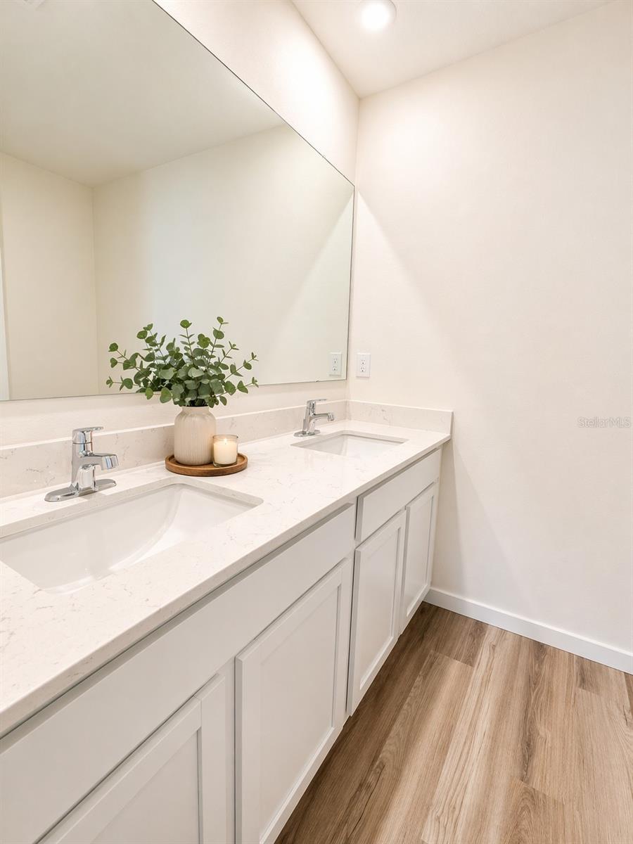 Image 11 of 15 For 2855 20th Terrace