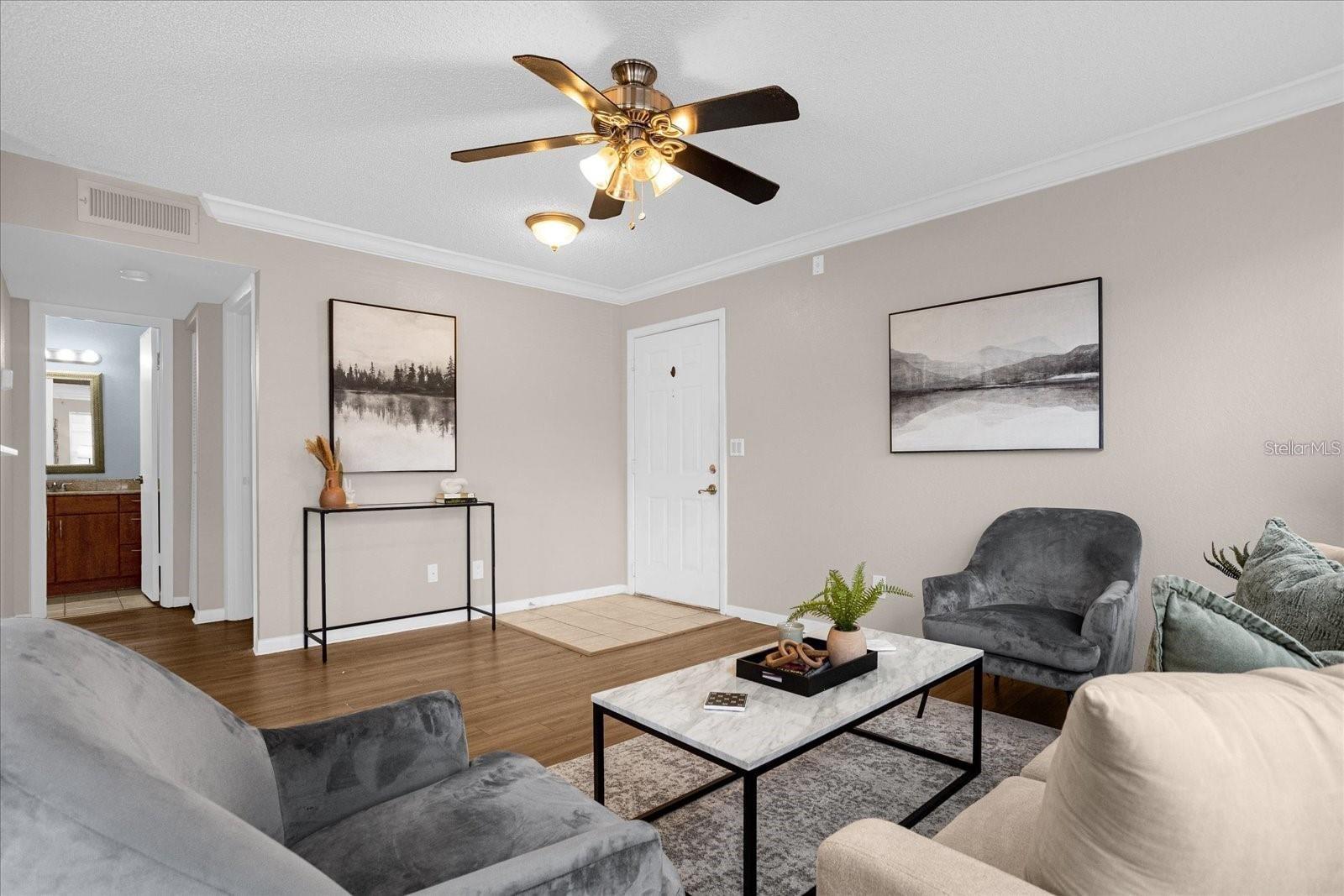 Image 3 of 21 For 11544 Westwood Boulevard 1311