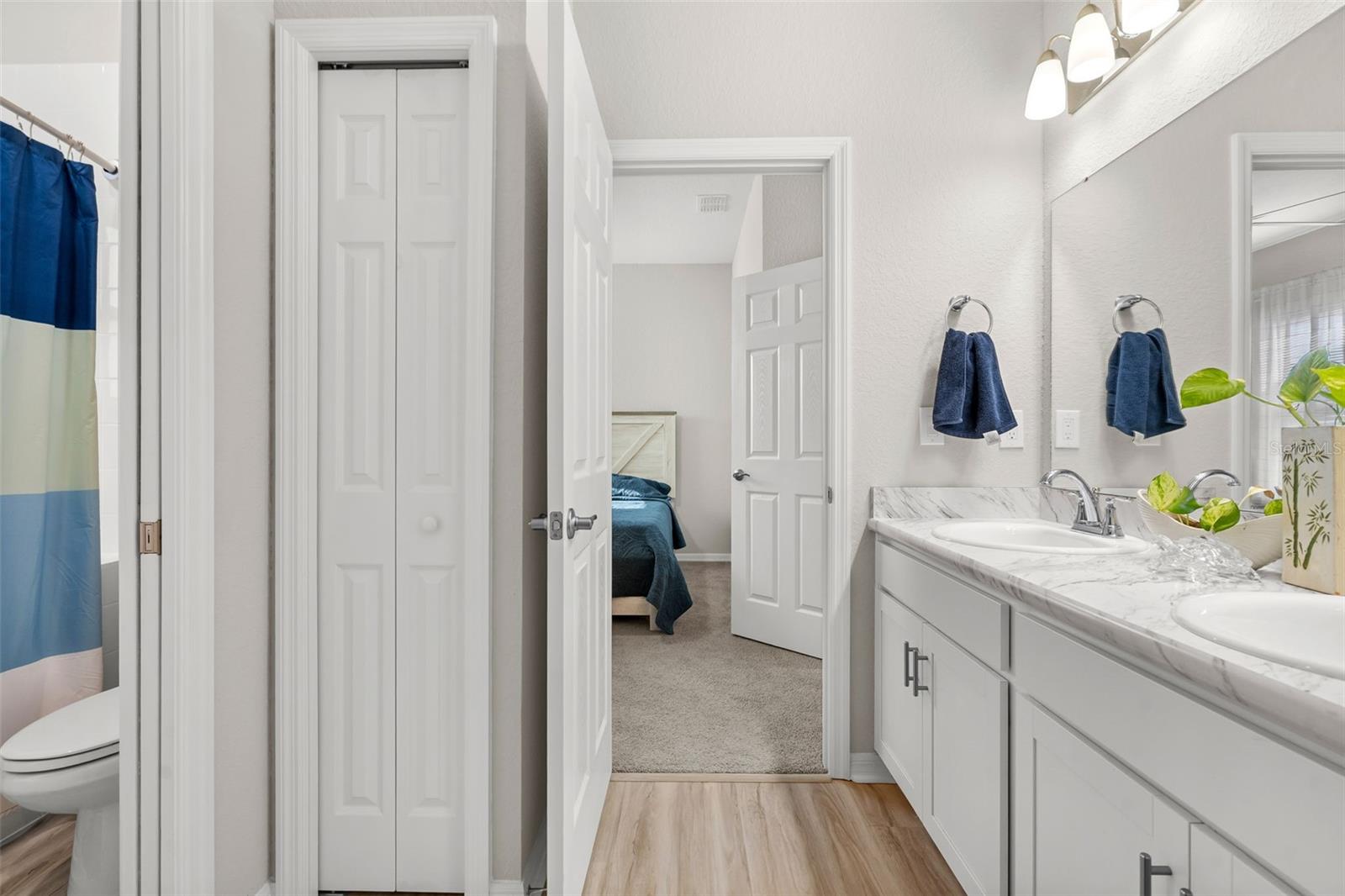 Image 24 of 44 For 1553 Fleur Drive