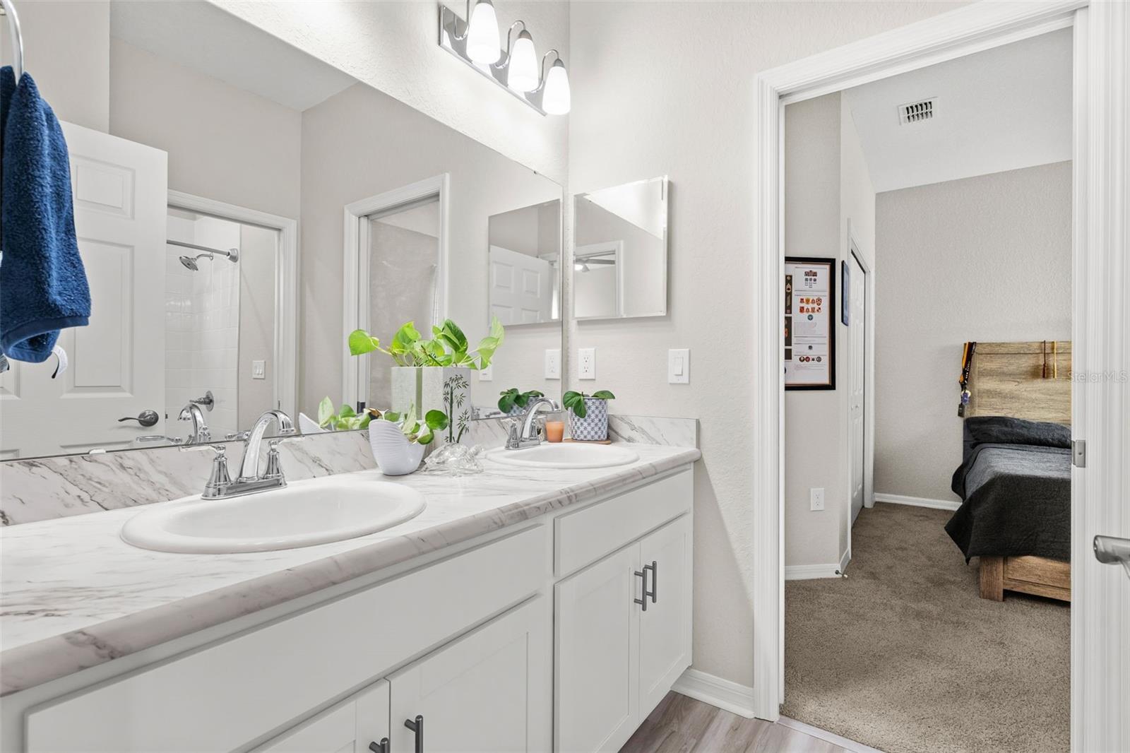 Image 25 of 44 For 1553 Fleur Drive