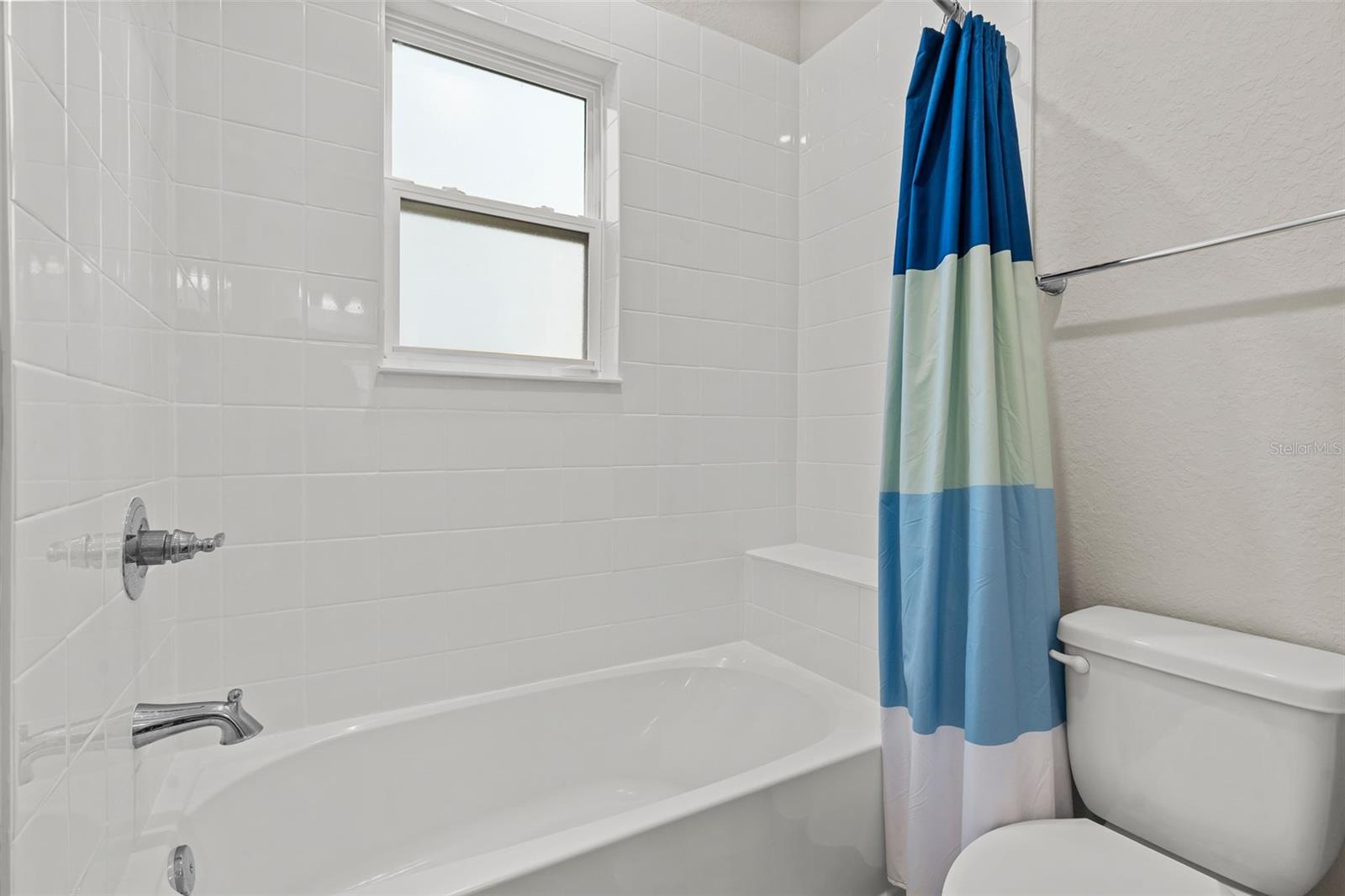 Image 26 of 44 For 1553 Fleur Drive