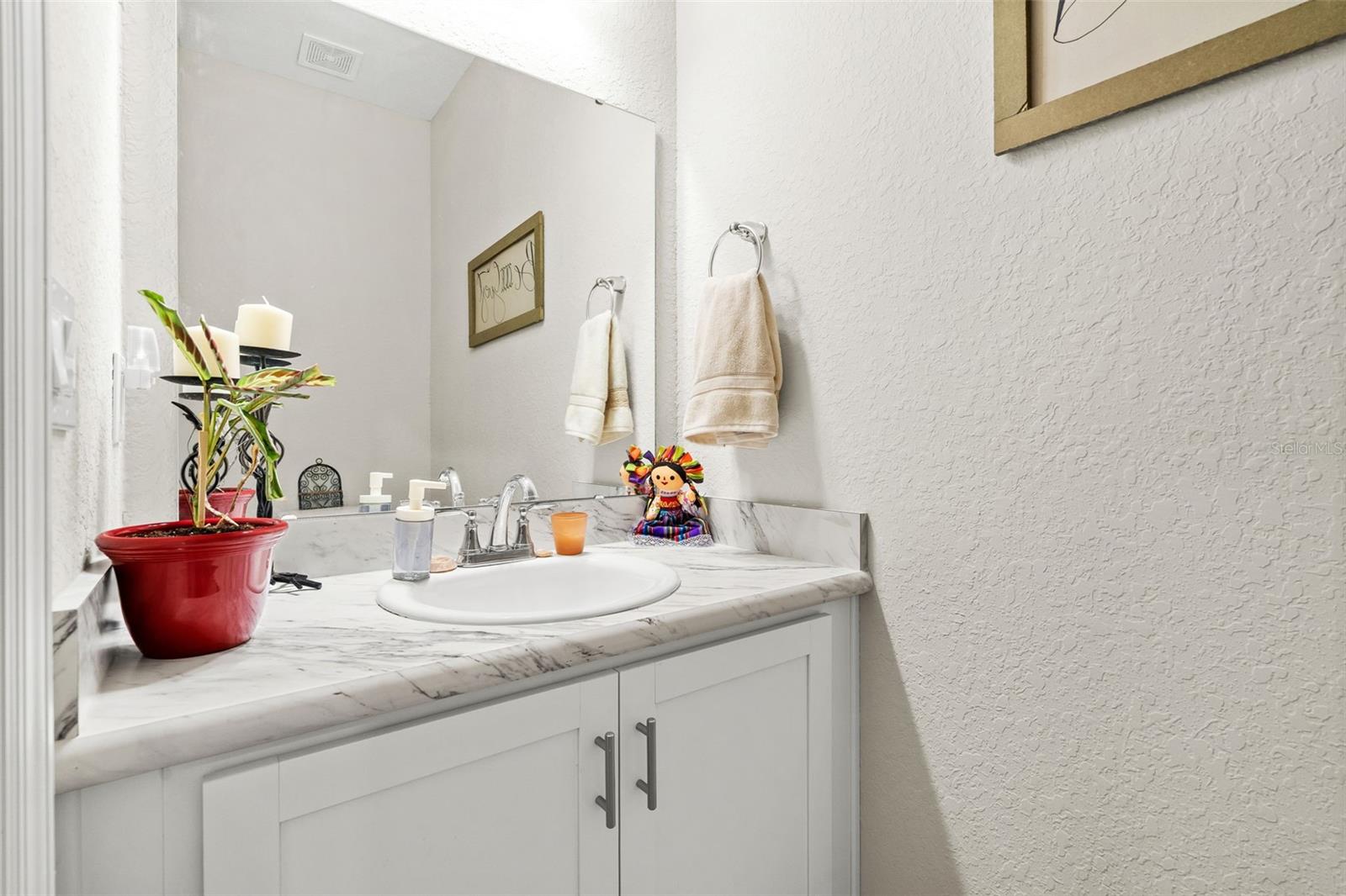 Image 27 of 44 For 1553 Fleur Drive