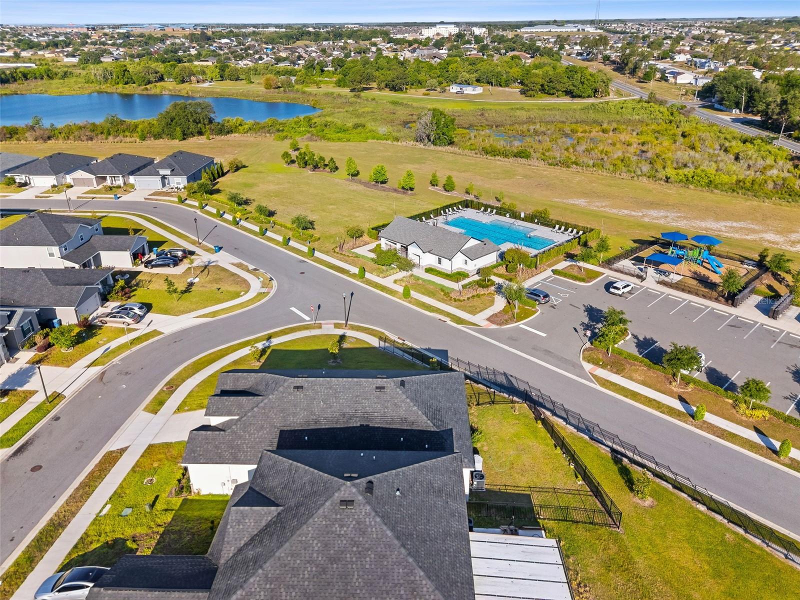 Image 37 of 44 For 1553 Fleur Drive