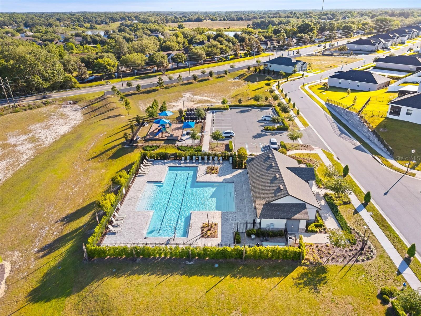 Image 42 of 44 For 1553 Fleur Drive