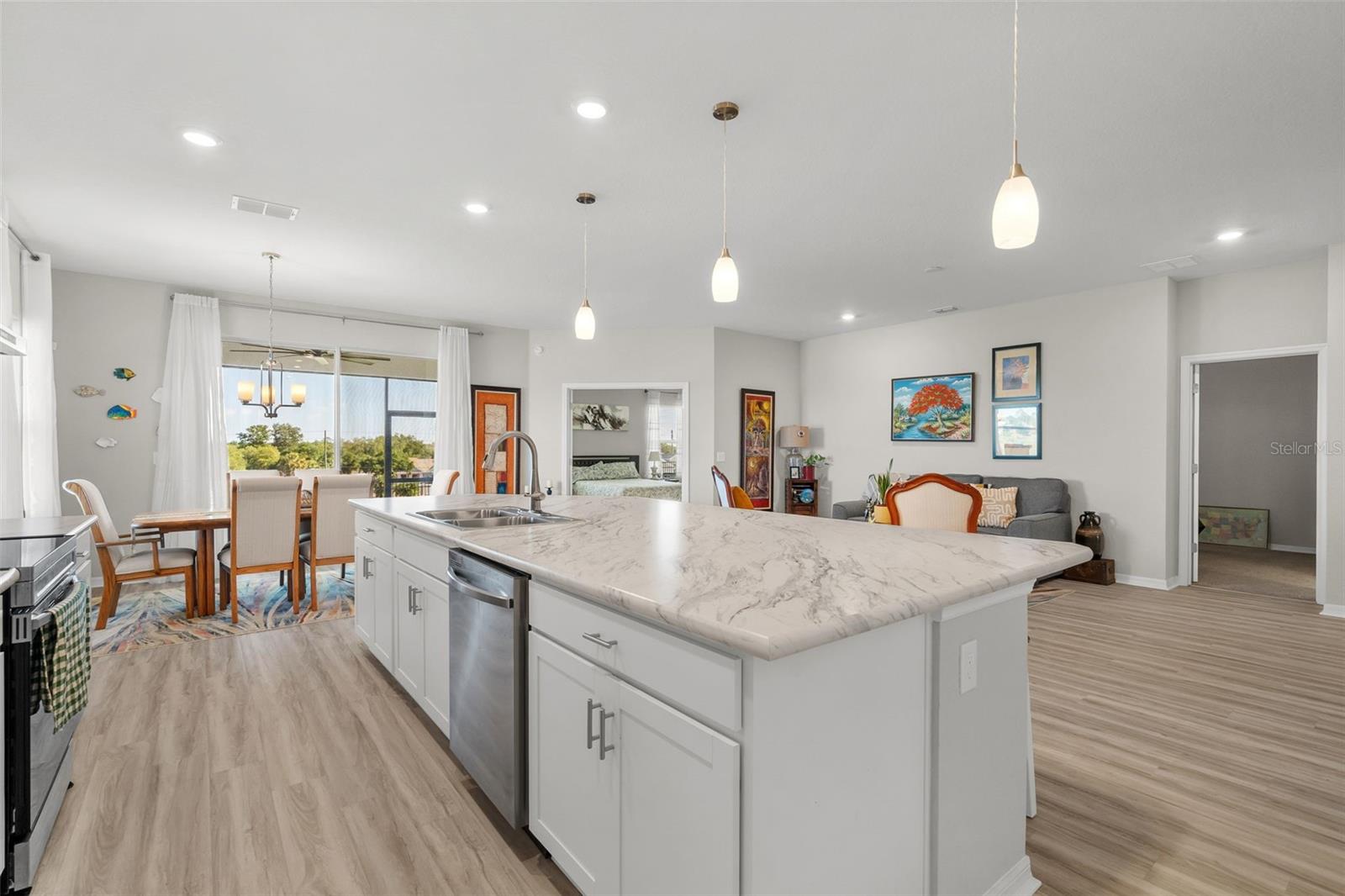 Image 9 of 44 For 1553 Fleur Drive