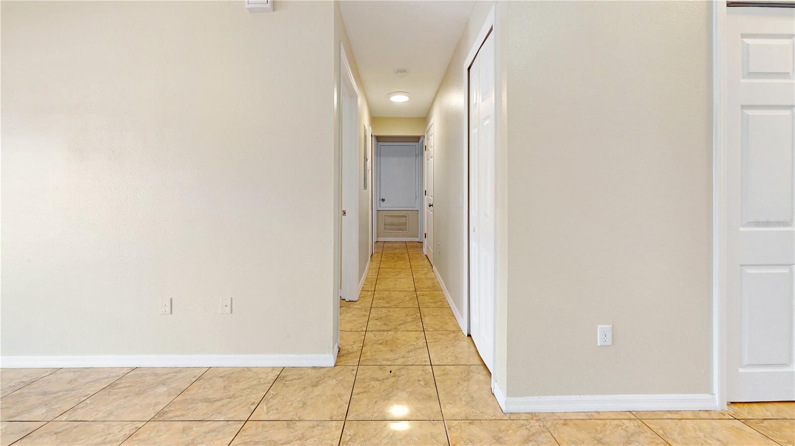Image 22 of 31 For 206 Majors Lane D