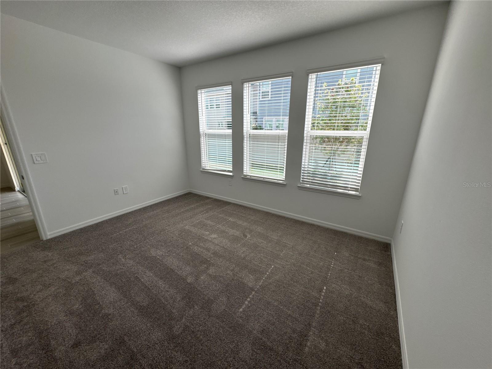 Image 38 of 48 For 994 Teal Creek Drive
