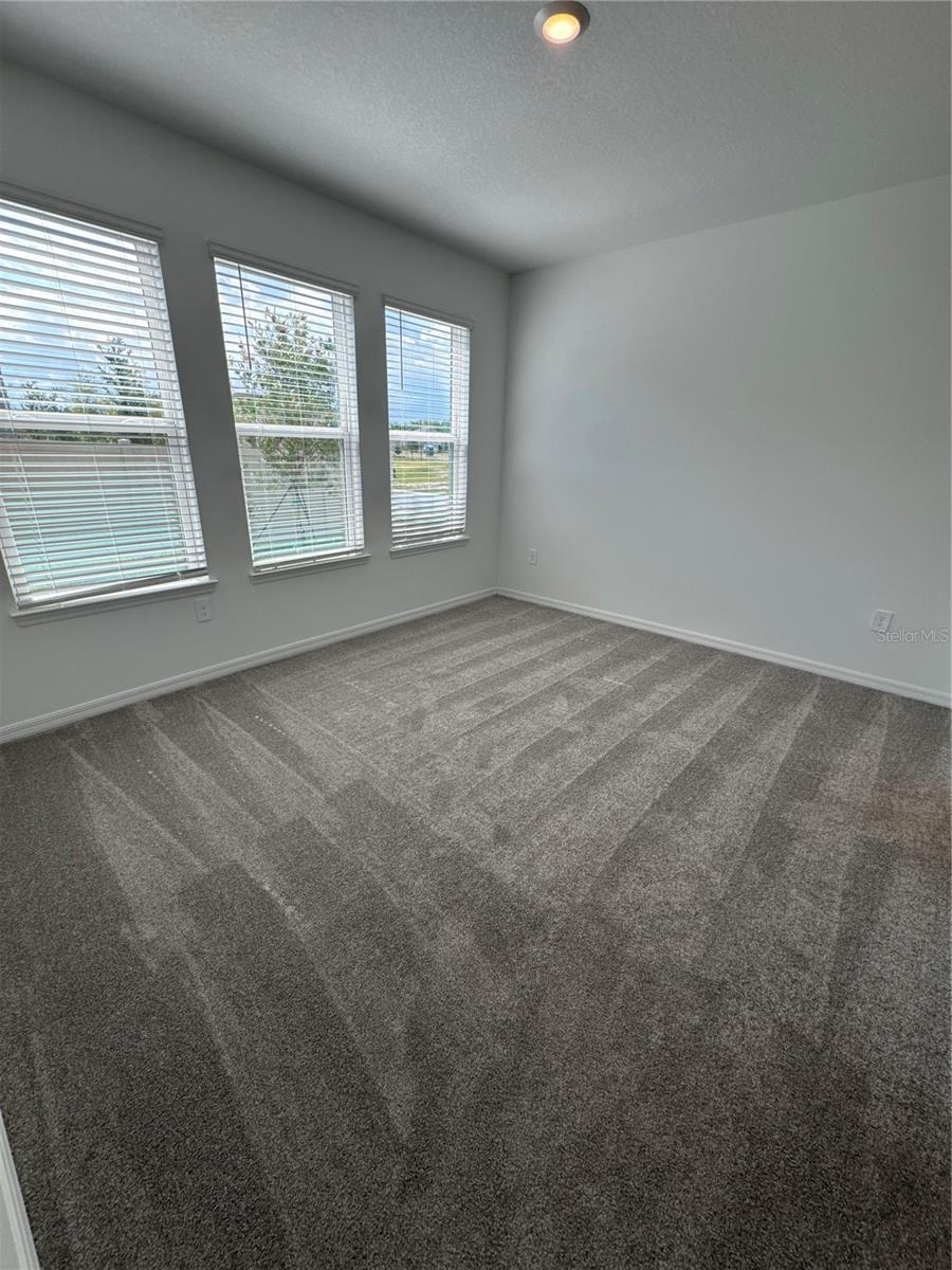 Image 9 of 48 For 994 Teal Creek Drive
