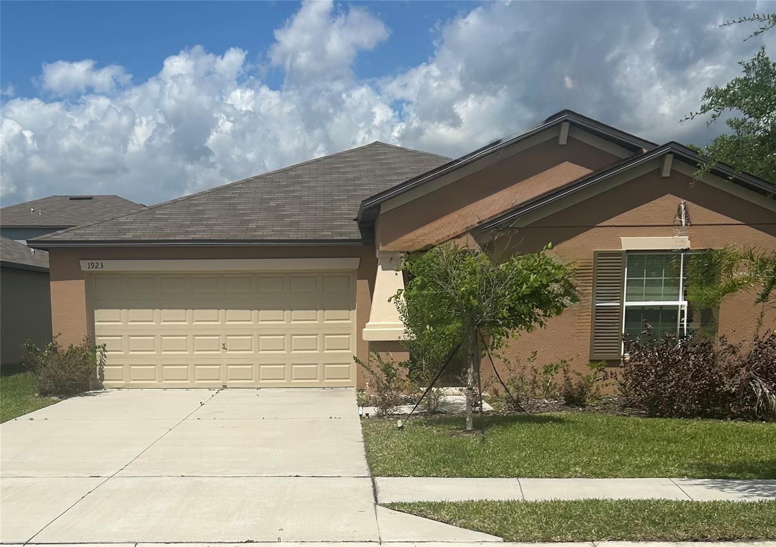 Details for 1923 Yellow Trail, LAKELAND, FL 33801