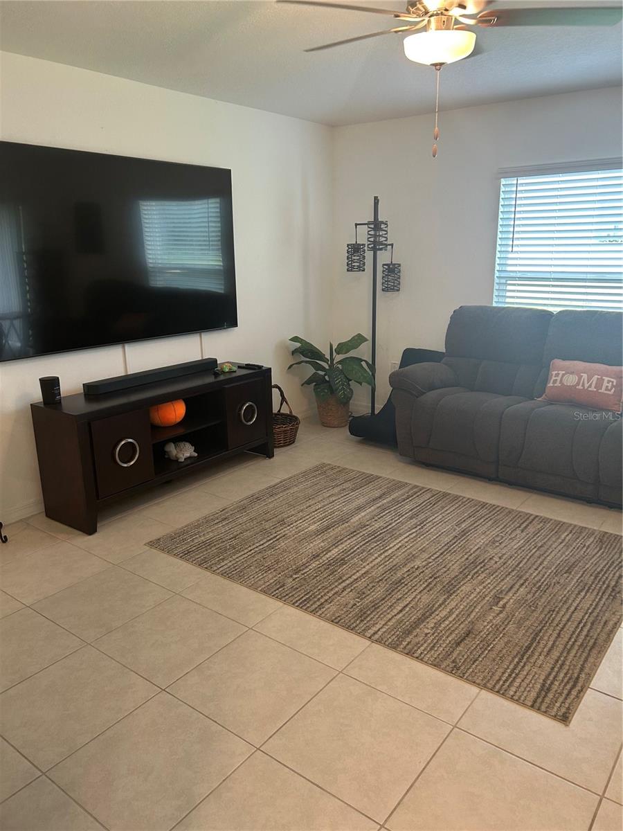 Image 4 of 13 For 1923 Yellow Trail